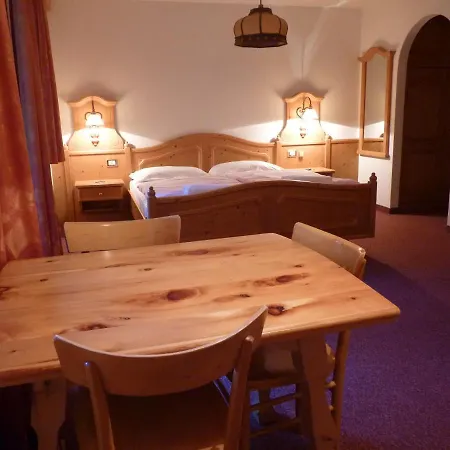 Chalet Hotel Diamant San Martino in Badia Camera foto